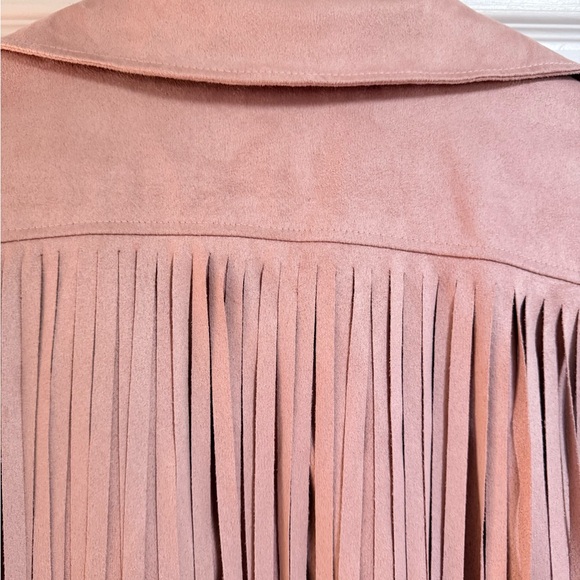 Chic Fringed Suede Blazer in Pink - Picture 3 of 5